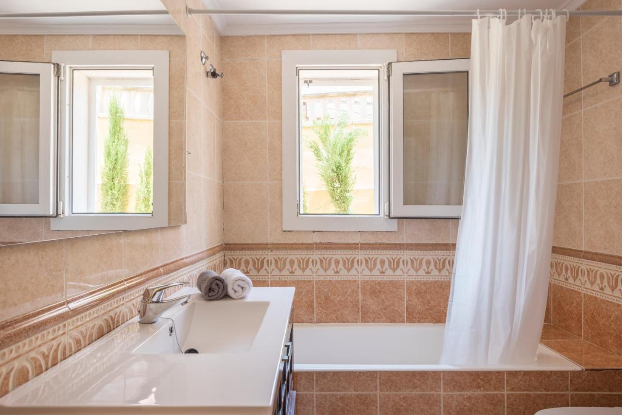 Villa Badia Blava Bagian luar foto
